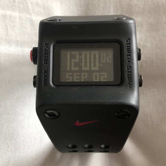 nike watch wc0045